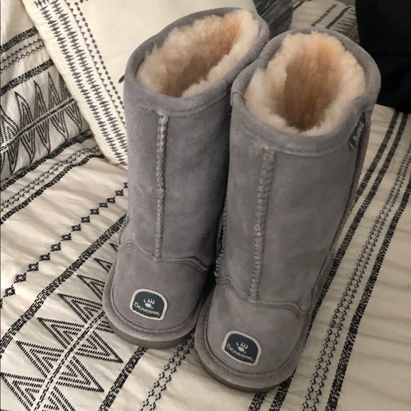 BearPaw boots gray size 11 - Picture 2 of 3